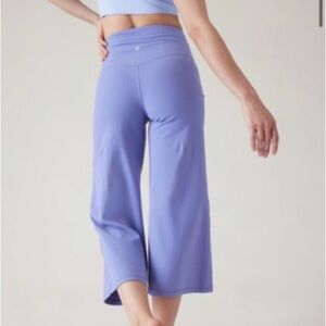 Athleta Elation Crop Pant Sz L
